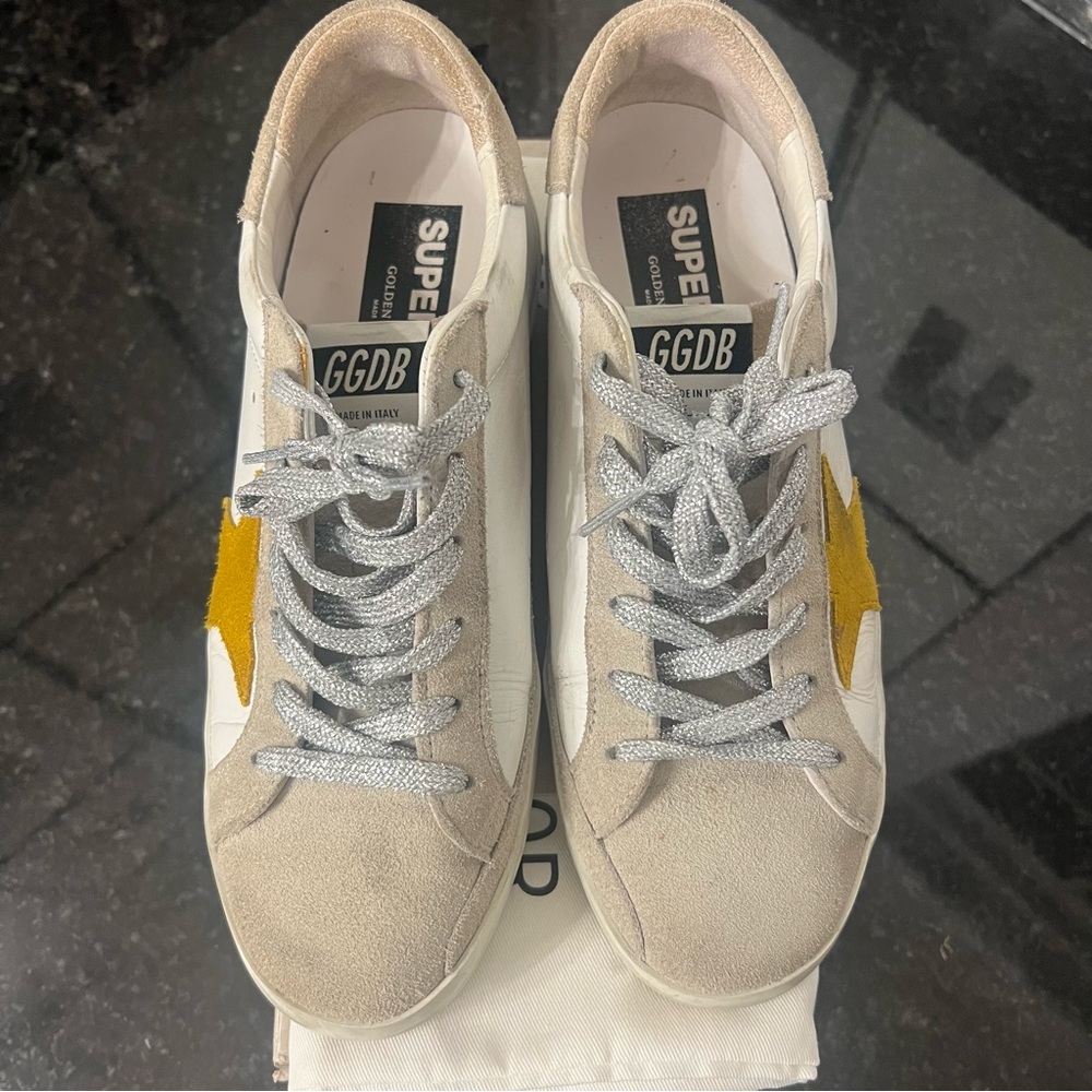 Golden Goose Superstar Private Edition - Size 39